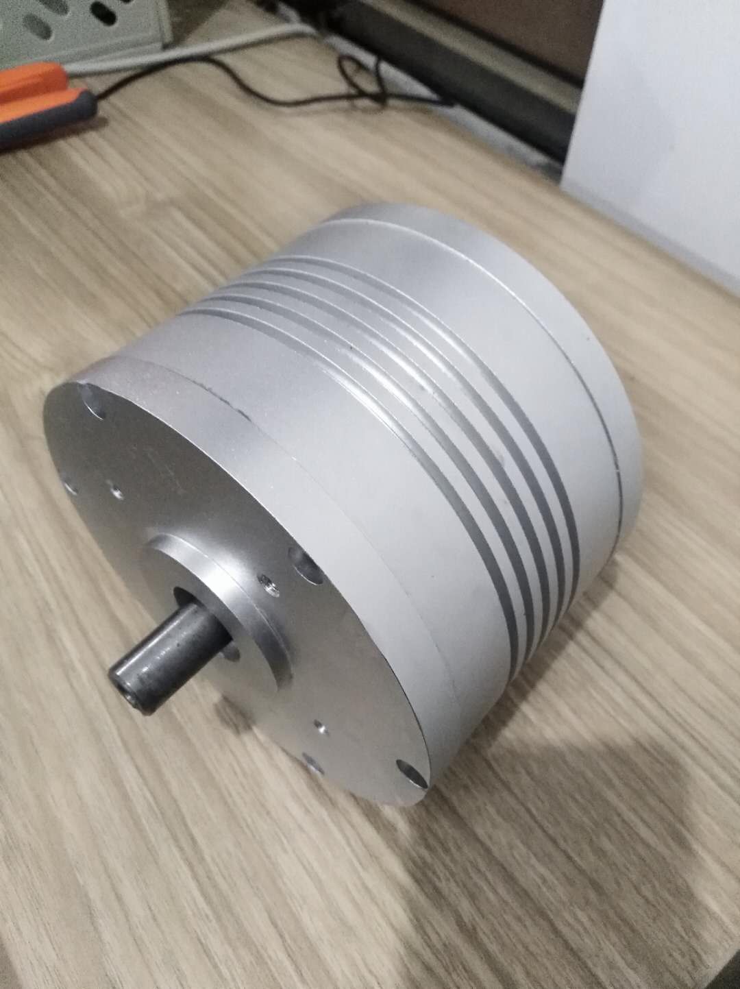 Ultra Light BLDC motor SL115-20-8P