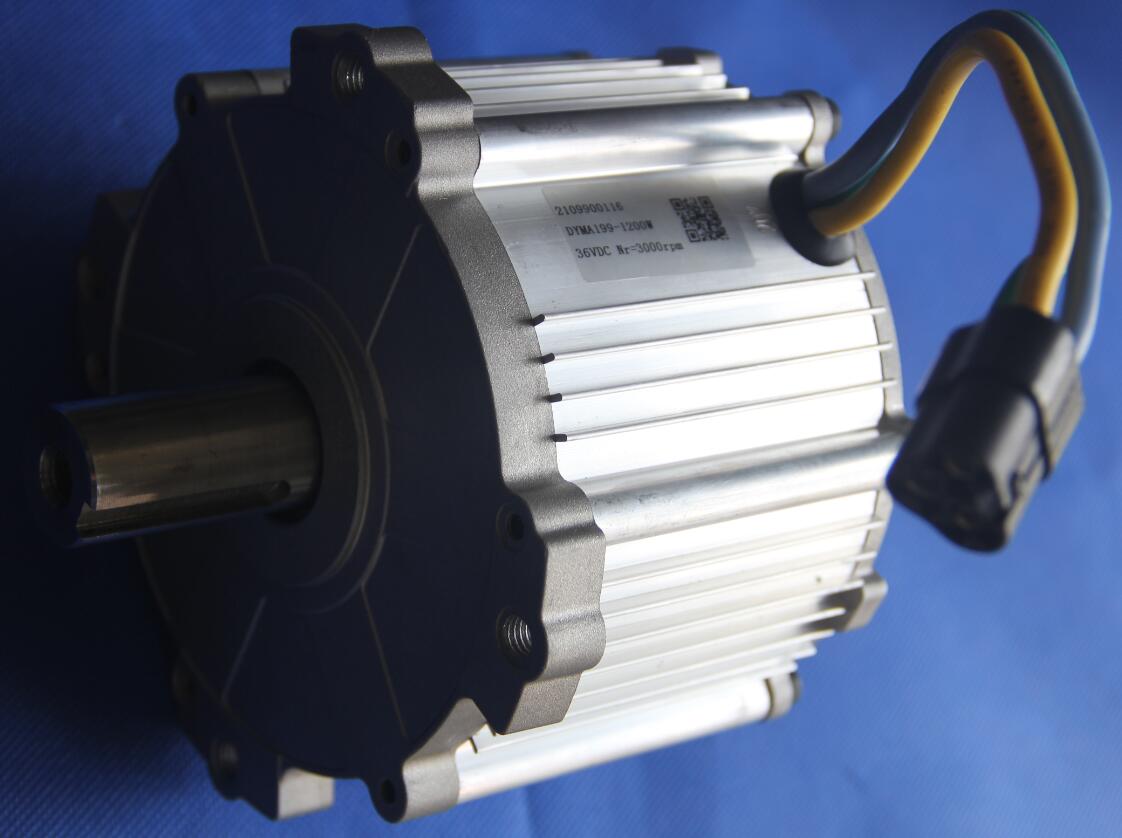 Mowering motor
